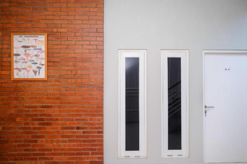 Urbanview Stay @H Jakal By Reddoorz Yogyakarta Eksteriør billede